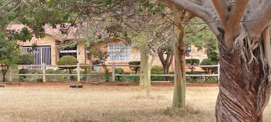 4 Bedroom Property for Sale in Modderfontein A H North West